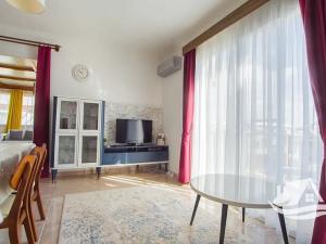 Prodej bytu 2+kk, Trikomo, Kypr, 72 m2