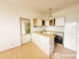 Pronájem bytu 3+kk, Praha - Bohnice, Hlivická, 60 m2