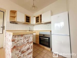 Pronájem bytu 3+kk, Praha - Bohnice, Hlivická, 60 m2