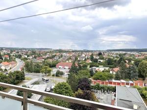 Prodej bytu 3+1, Plzeň, Hrádecká, 64 m2