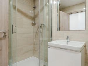 Prodej bytu 1+kk, Praha - Vršovice, Novgorodská, 30 m2