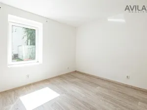 Prodej bytu 1+kk, Zvěstov - Roudný, 27 m2