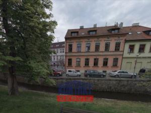 Pronájem bytu 3+1, České Budějovice, Hradební, 90 m2