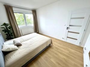 Prodej bytu 3+1, Lázně Bělohrad, Zámecká, 75 m2