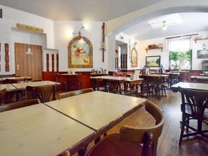 Pronájem restaurace, Praha - Vinohrady, Londýnská, 418 m2