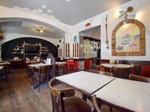 Pronájem restaurace, Praha - Vinohrady, Londýnská, 418 m2