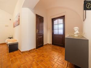 Prodej vily, Roztoky, 300 m2