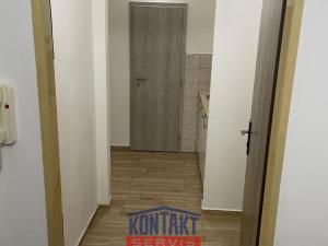 Pronájem bytu 1+kk, Kaplice, Linecká, 28 m2
