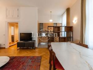 Pronájem bytu 2+kk, Praha - Malá Strana, Újezd, 73 m2