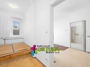 Prodej bytu 2+1, České Budějovice - České Budějovice 6, Žižkova tř., 63 m2