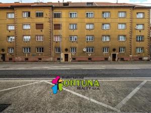 Prodej bytu 2+1, České Budějovice - České Budějovice 6, Žižkova tř., 63 m2