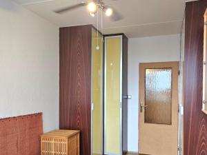 Pronájem bytu 3+kk, Praha - Řepy, Bazovského, 68 m2