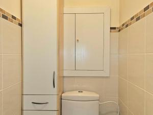 Pronájem bytu 3+kk, Praha - Řepy, Bazovského, 68 m2