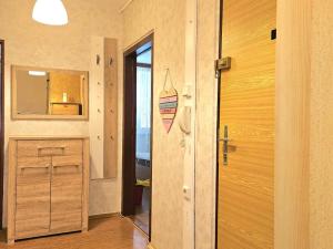 Pronájem bytu 3+kk, Praha - Řepy, Bazovského, 68 m2