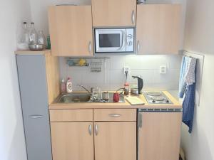 Pronájem kanceláře, Praha - Řepy, Karlovarská, 40 m2