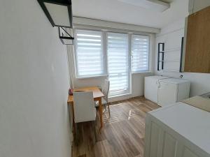 Pronájem bytu 1+1, Zlín, Díly IV, 36 m2