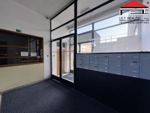 Pronájem kanceláře, Brno, Kroftova, 81 m2