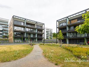 Pronájem bytu 2+kk, Praha, Luciana Blagy, 54 m2