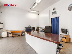 Prodej obchodního prostoru, Praha - Vysočany, Novovysočanská, 45 m2
