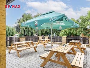 Prodej obchodního prostoru, Čelákovice, Rumunská, 1290 m2