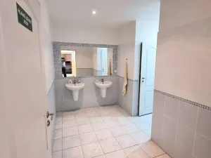 Pronájem obchodního prostoru, Jihlava, Mostecká, 140 m2