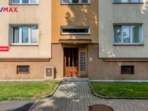 Prodej bytu 3+1, Ostrov, Kollárova, 69 m2