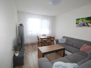 Prodej bytu 2+1, Orlová, Masarykova třída, 57 m2