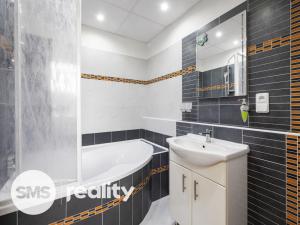 Pronájem bytu 2+1, Třebíč - Borovina, Zahraničního odboje, 58 m2