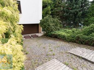 Pronájem rodinného domu, Praha - Lhotka, Na dlouhé mezi, 436 m2