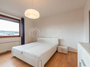 Pronájem bytu 2+kk, Praha - Vysočany, Jana Přibíka, 64 m2