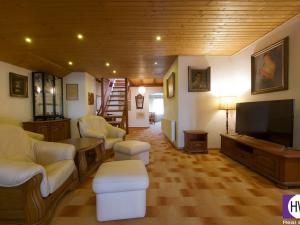 Prodej rodinného domu, Líský, 250 m2