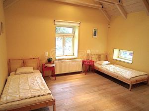 Pronájem rodinného domu, Praha, 159 m2