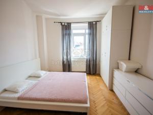Pronájem bytu 2+kk, Praha - Vinohrady, Legerova, 47 m2