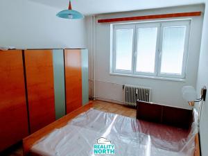 Prodej bytu 2+1, Hostinné, Sídliště, 45 m2
