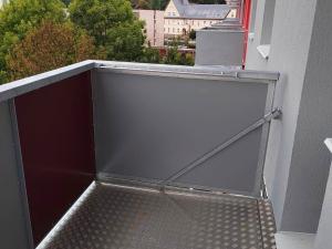 Prodej bytu 2+1, Hostinné, Sídliště, 45 m2