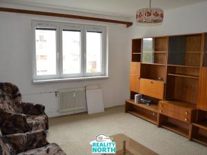 Prodej bytu 2+1, Hostinné, Sídliště, 45 m2