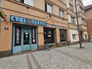 Pronájem obchodního prostoru, Praha - Libeň, Horovo náměstí, 98 m2