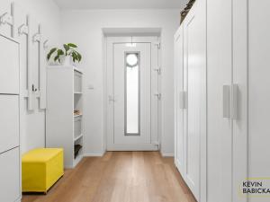 Prodej bytu 4+kk, Holubice, 102 m2