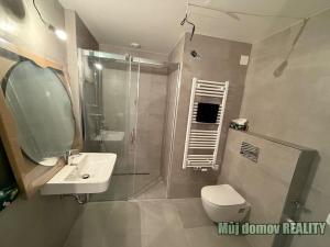 Pronájem bytu 2+kk, Praha - Košíře, Plzeňská, 54 m2