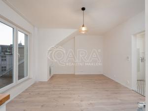 Pronájem bytu 1+1, Praha, U parního mlýna, 39 m2
