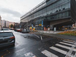 Pronájem bytu 1+1, Praha, U parního mlýna, 39 m2