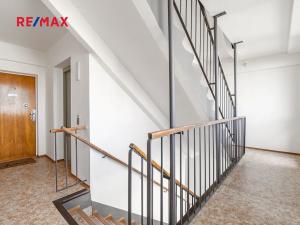 Prodej bytu 2+kk, Praha - Kobylisy, Hlaváčova, 47 m2