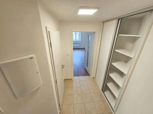 Pronájem bytu 3+kk, Praha - Žižkov, Rokycanova, 60 m2
