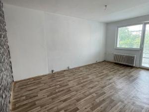 Pronájem bytu 2+1, Kadaň, Chomutovská, 51 m2
