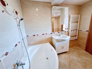 Prodej bytu 2+kk, Velké Chvojno, 46 m2