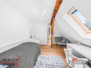 Prodej bytu 3+1, Jáchymov, Husova, 77 m2