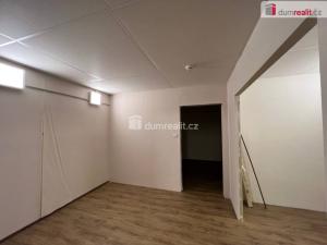 Pronájem skladu, Praha, Malešická, 40 m2