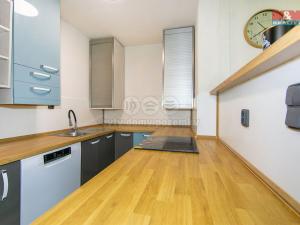 Prodej bytu 3+kk, Jince, Zborovská, 63 m2