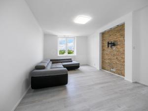 Prodej bytu 3+1, Trstěnice, 72 m2