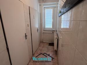 Pronájem kanceláře, Hulín, 80 m2